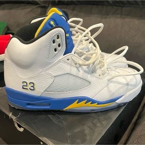 Never worn, comes with sole protectors already put on.